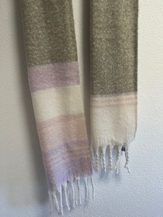 Bufanda Inside mujer nueva con etiqueta