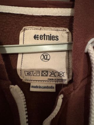 Sudadera Etnies con cremallera Talla XL