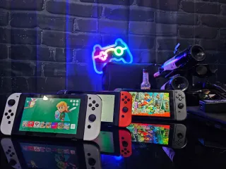 Nintendo Switch Roja y Blanca