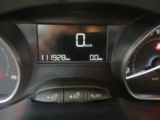 PEUGEOT 2008 STYLE 1.6 HDI 100 CV 