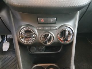 PEUGEOT 2008 STYLE 1.6 HDI 100 CV 