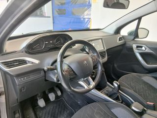 PEUGEOT 2008 STYLE 1.6 HDI 100 CV 