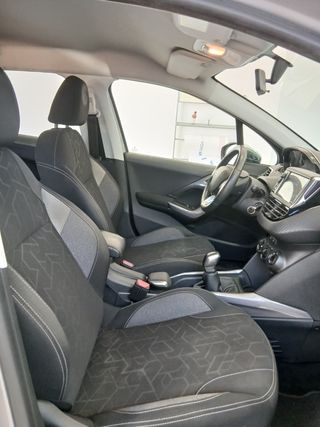 PEUGEOT 2008 STYLE 1.6 HDI 100 CV 
