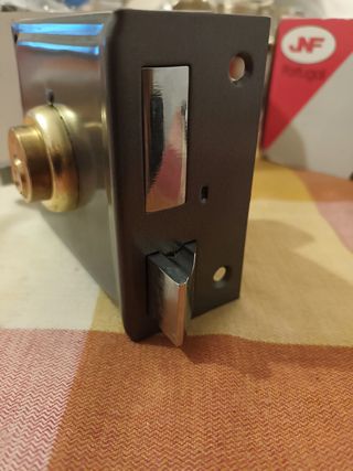 Fechadura sobrepor direita + 3 chaves