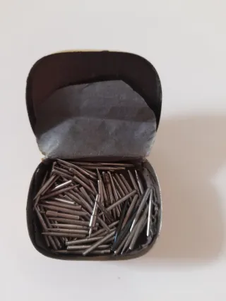 Caja antigua agujas gramola y pickup