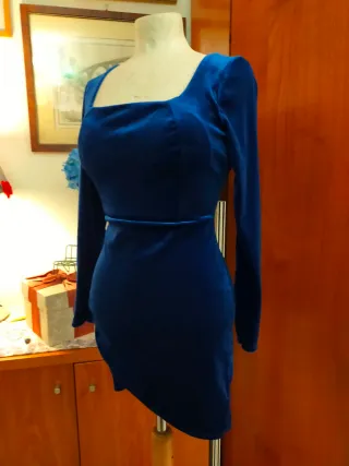 Abito in velluto blu