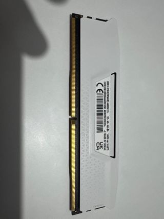 Memoria RAM Corsair DDR5 64GB 6400MHz XMP Blanca