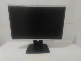 Monitor LCD HP Compaq LA2405x de 24 pulg. Nuevo