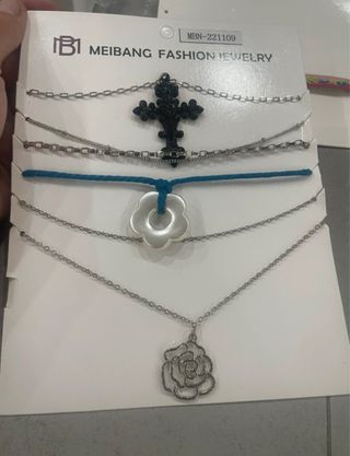 Conjunto 4 Collares de  Moda