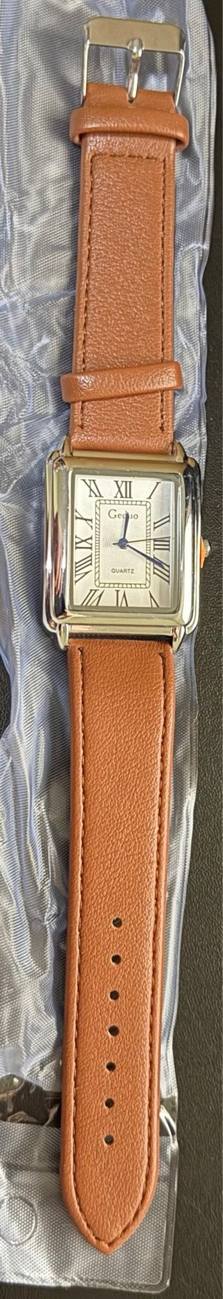 Reloj Genduo Cuarzo Correa Marrón NUEVO