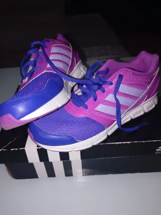 Zapatillas Adidas origuinales Talla 38