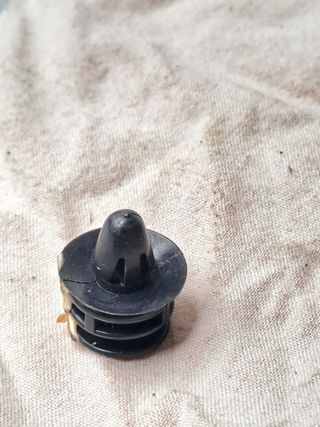 2 Clips Tapicería Puerta Rover SD1 BRC8990