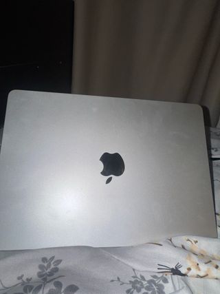 MacBook Air 13 M3 8GB 256GB 2024