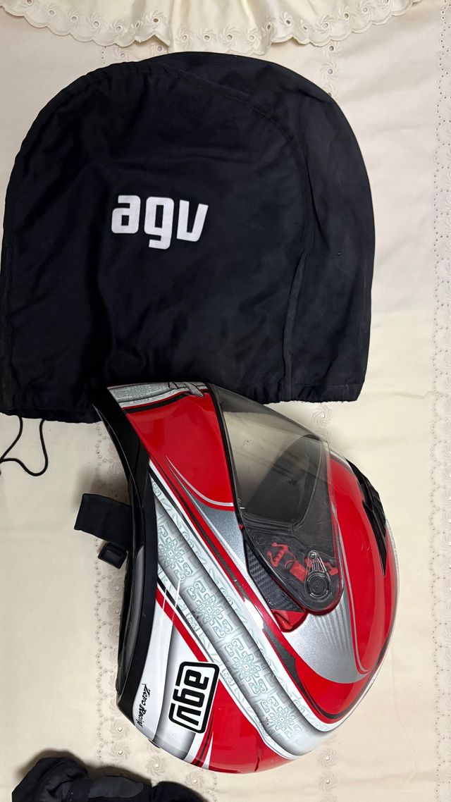 Casco AGV Rojo y Blanco