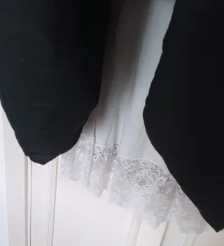 Falda larga negra vintage con encaje