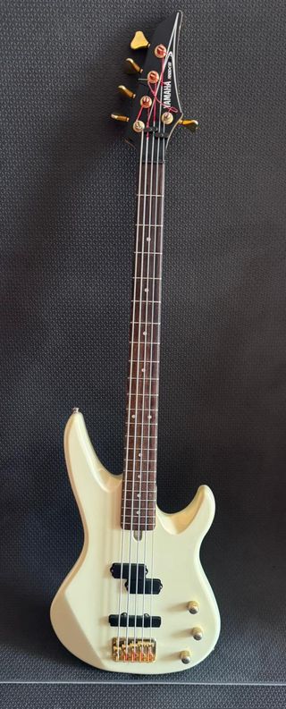 Bajo Yamaha RBX5 5 cuerdas