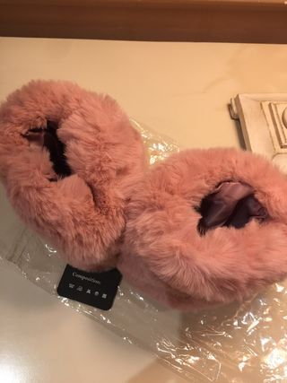 Puños pelo sintético rosa