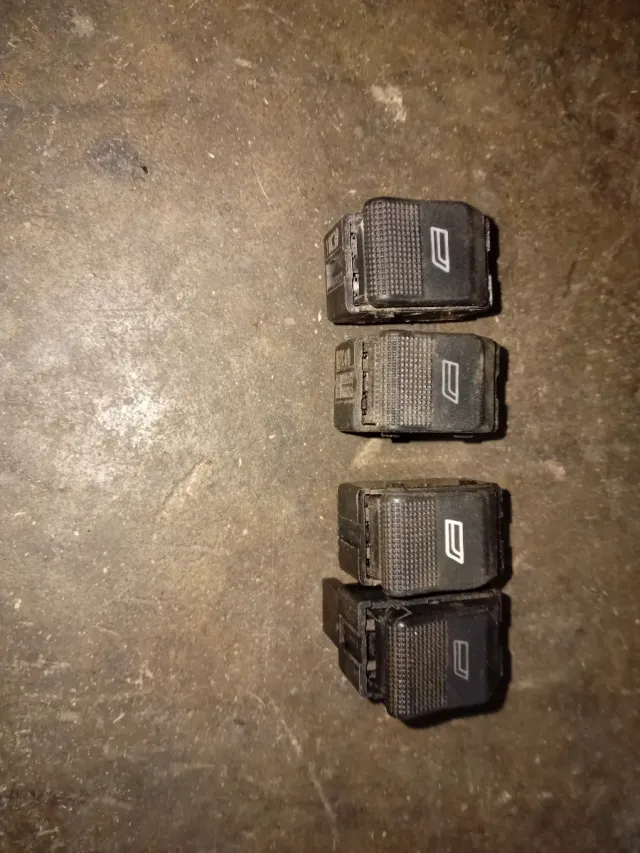 Botones elevalunas Seat 6K2 Confort