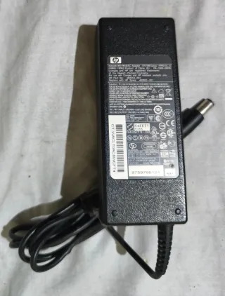 Cargador HP 90W PA-1900-08HN