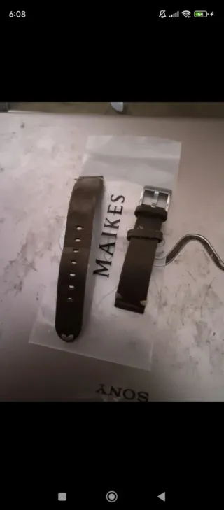 Correa de reloj MAIKES de cuero marrón
