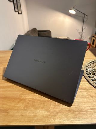  Huawei MateBook D14 - Ryzen 5 / 8GB RAM / Windo