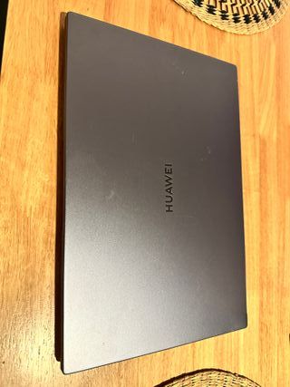  Huawei MateBook D14 - Ryzen 5 / 8GB RAM / Windo
