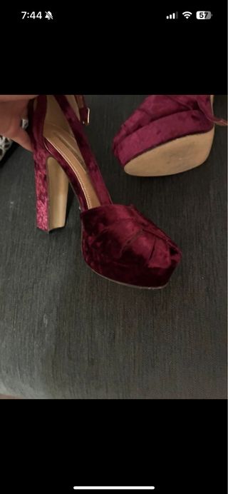 Sandalias de tacón burdeos