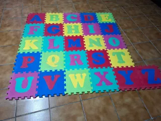 Alfombra suelo infantil letras espuma