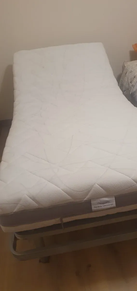 Cama articulada eléctrica