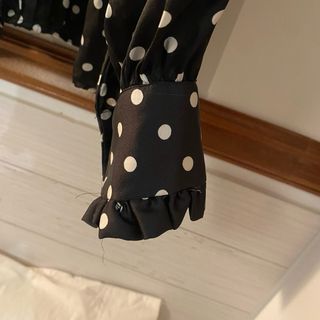 Camisa Zara lunares negra