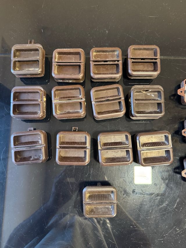 Manetas y pulsadores para camper