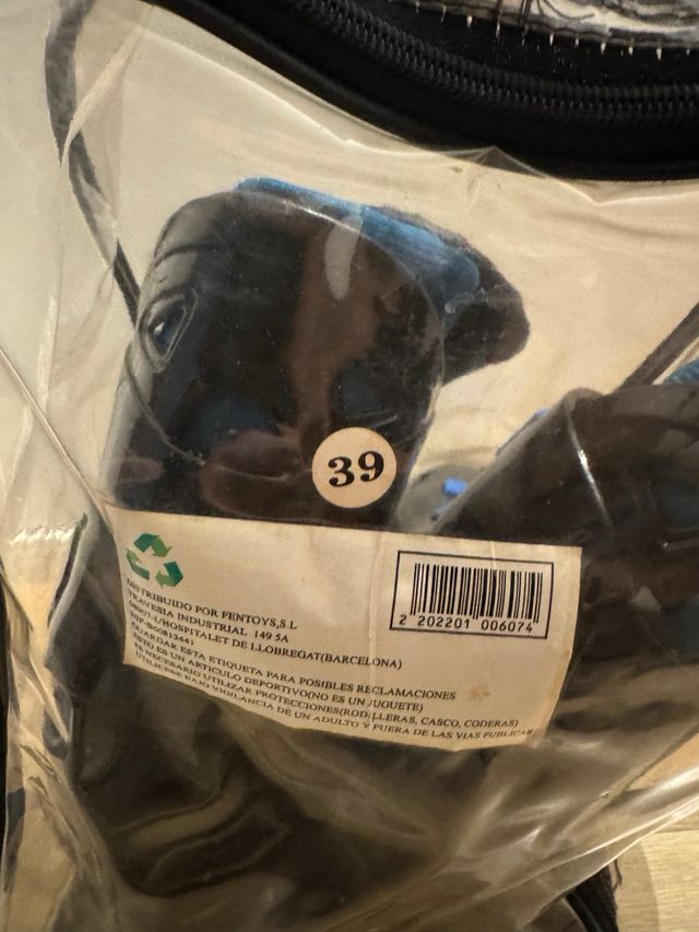 Patines en línea negros y azules talla 39