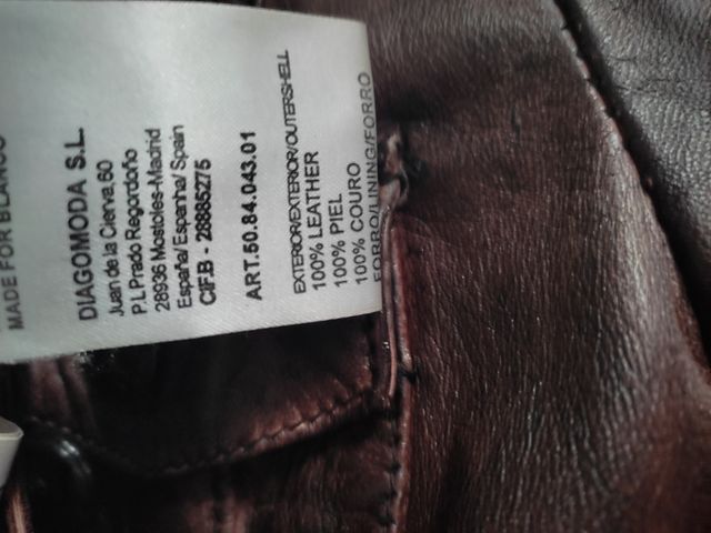 Cazadora de piel marrón