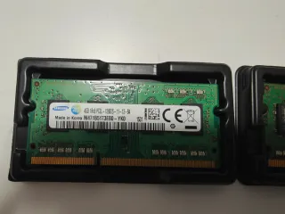 2x 4GB DDR3 1600 Samsung RAM
