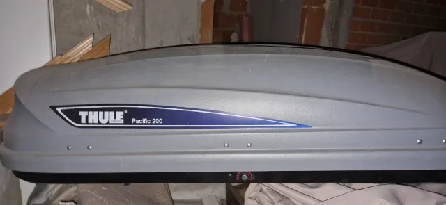Cofre portaequipajes Thule Pacific 200