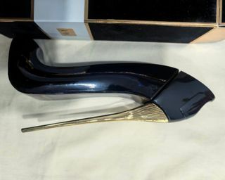 Perfume Carolina Herrera Tacón Negro y Dorado