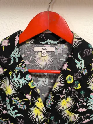 Camisa Vans Estampado Tropical Negra Talla XS