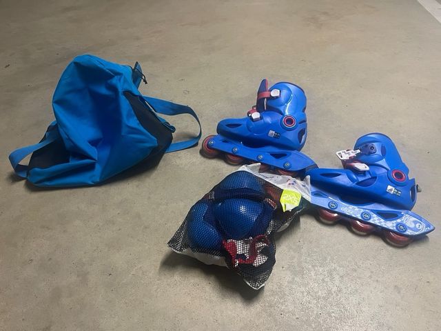 Patines ajustables niño/niña Talla 32-34 y 30-32. 