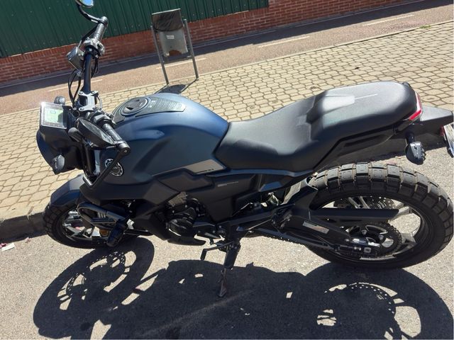 Moto Zontes 125cc Azul