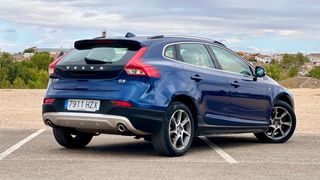 Volvo V40 2014