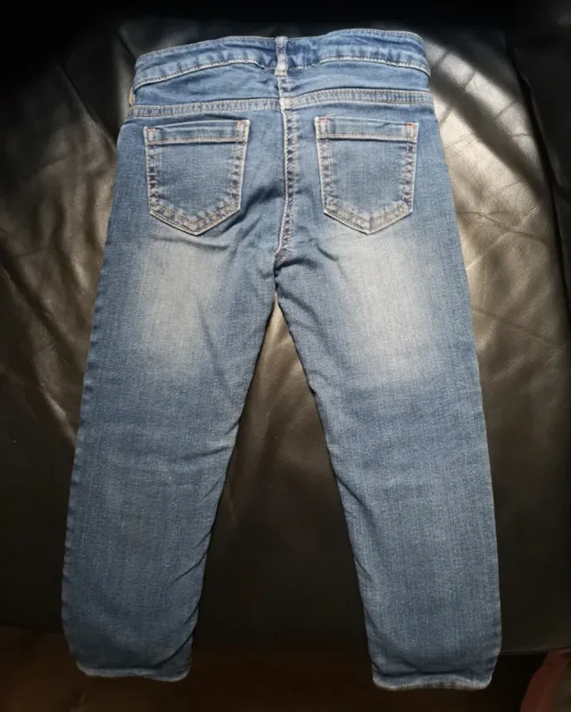 Pantalones vaqueros Hello Kitty niña 3 años