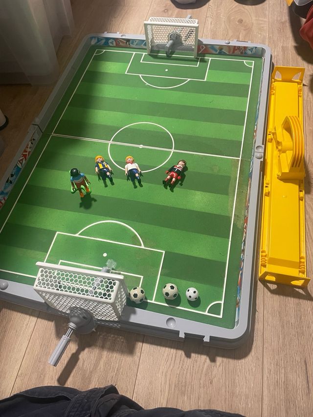 Campo de fútbol Playmobil