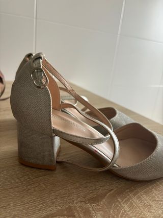 zapatos de tacón bajo, brillantes talla 36.