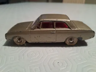Ford Taunus Dinky Toys