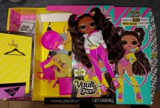 Muñeca LOL OMG Vault Queen