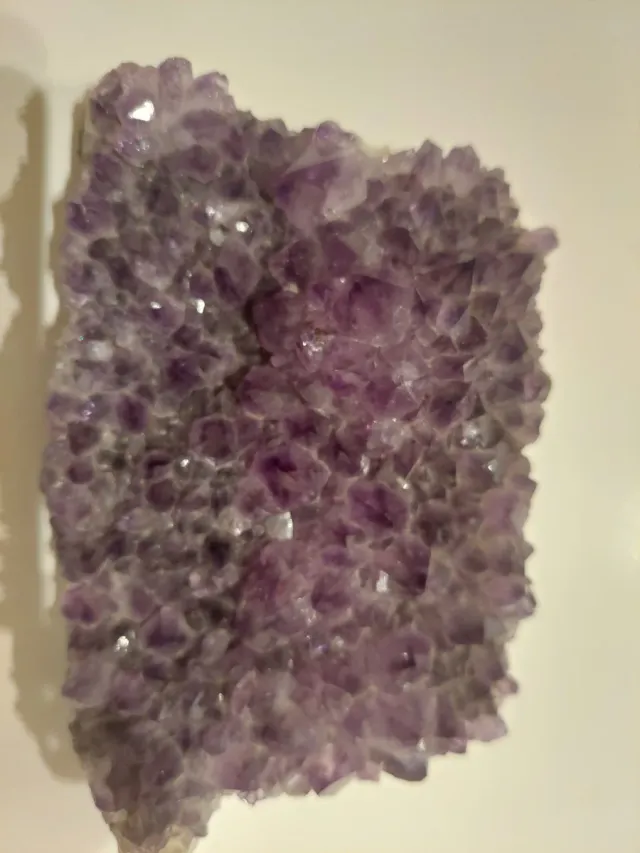 Drusa Amatista Natural grande con Peana