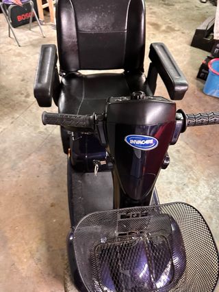 Scooter eléctrico Leo en buen estado