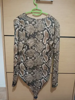 Body Zara estampado serpiente