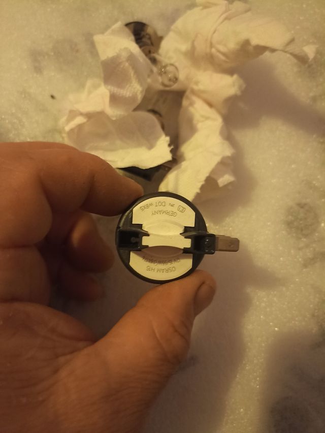 Bombilla de todo tipo intermitentes frenos 