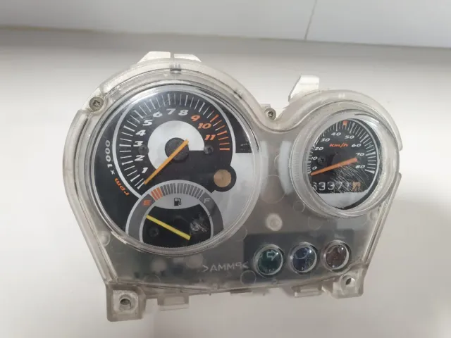 Marcador Yamaha Aerox no negociable